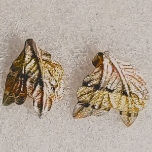 14K MULTI-TONE GOLD LEAVES STUD EARRINGS